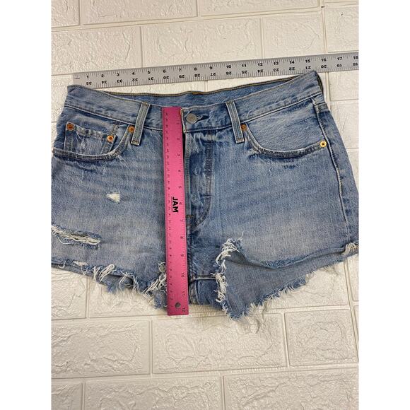 501 Levi’s Jean Shorts - Picture 4 of 5